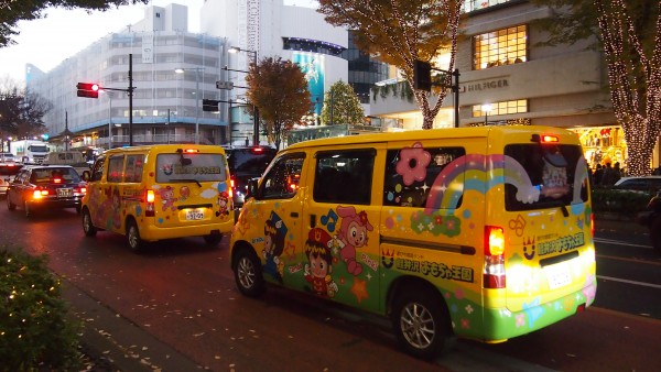 Chuo dori traffic, Harajuku, Tokyo, Japan