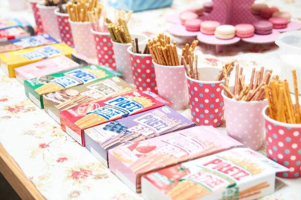 How to create a Japanese high school themed birthday party