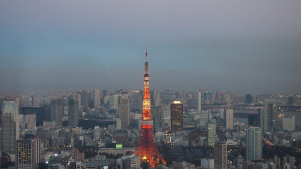 Tokyo Tower from Mori Art Museum at Roppongi, Tokyo, Japan