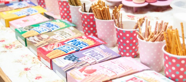 How to create a very Japanese high school themed birthday party